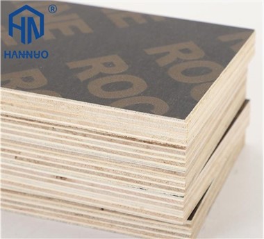 反スリップのフェノールの黒いフィルムは家具のための合板 15mm 18mm に直面しました