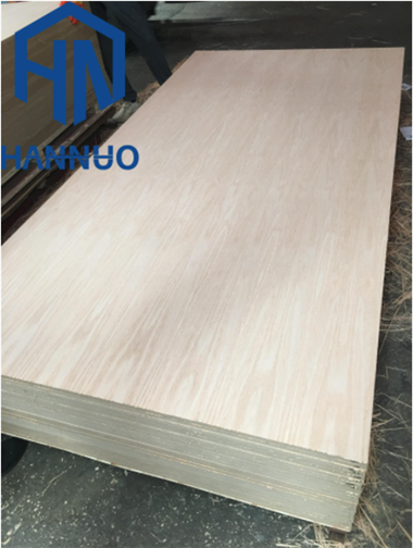 AA グレードのレッド オーク ハードウッド MDF、厚さ 1/4 1/2 および 3/4